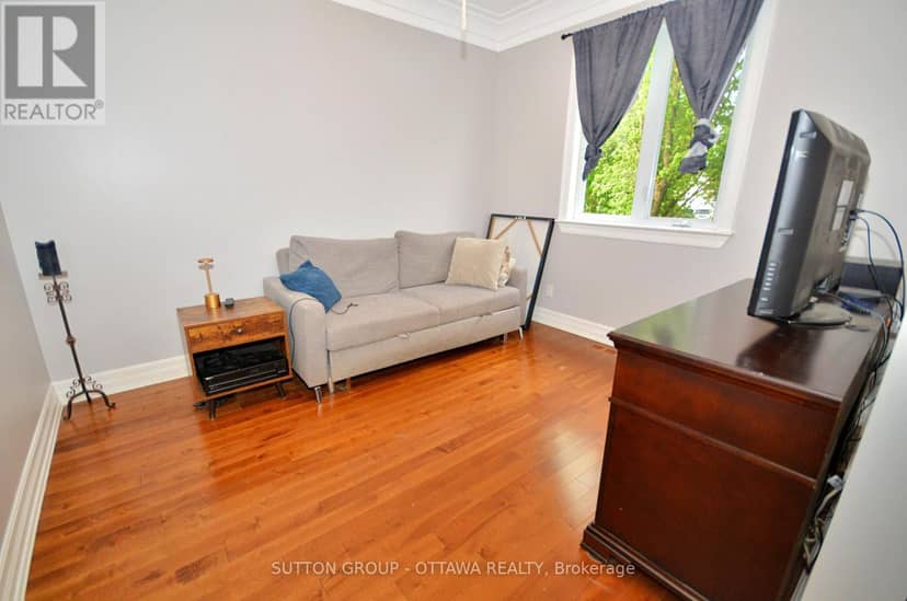 588 Russell Road — photo 14 of 26