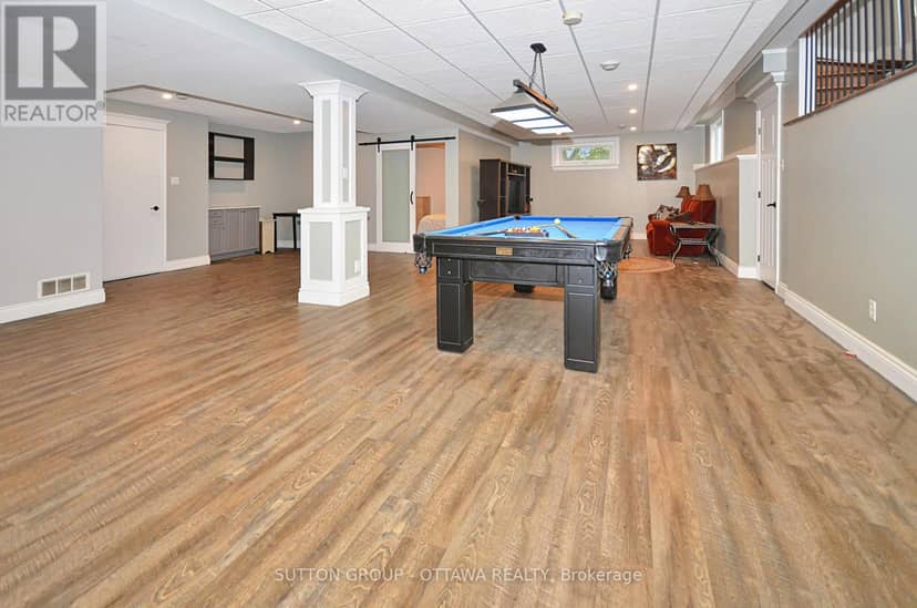 588 Russell Road — photo 16 of 26