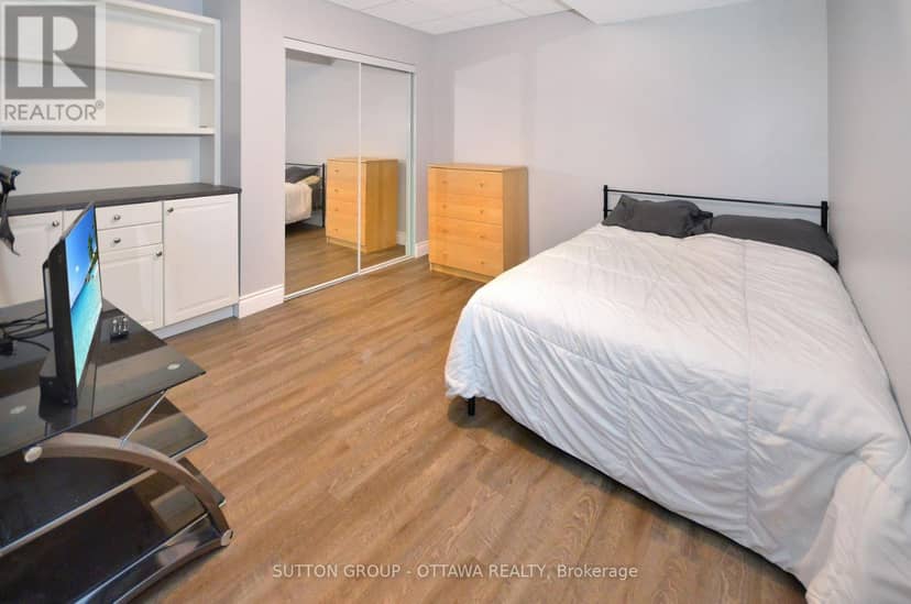 588 Russell Road — photo 20 of 26