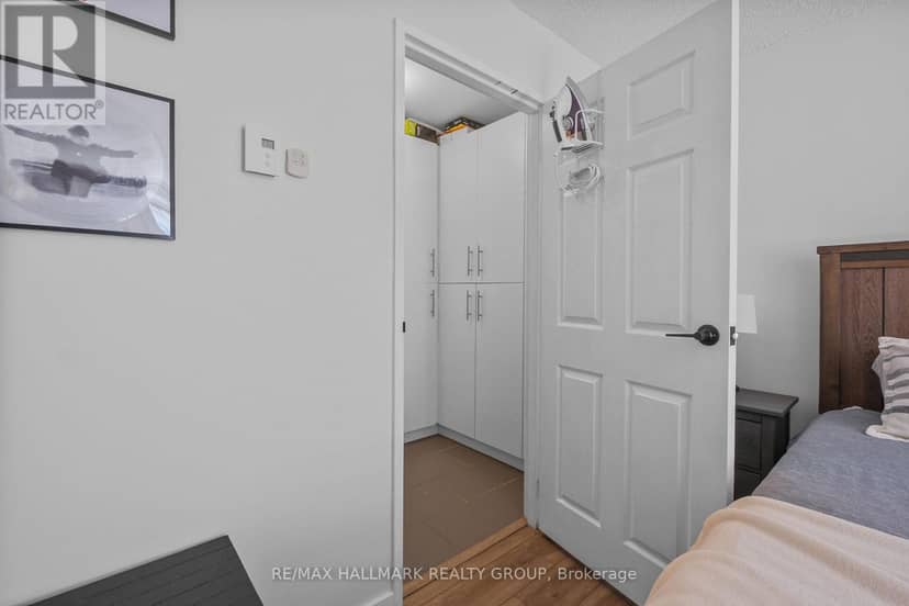 604 - 199 Kent Street — photo 36 of 40