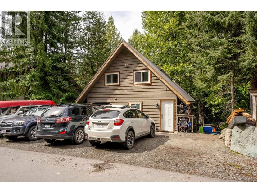 2214 BRANDYWINE WAY, Whistler