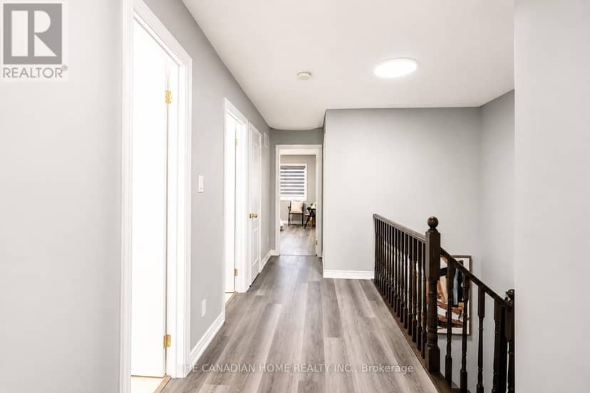 124 Tomabrook Crescent — photo 15 of 28