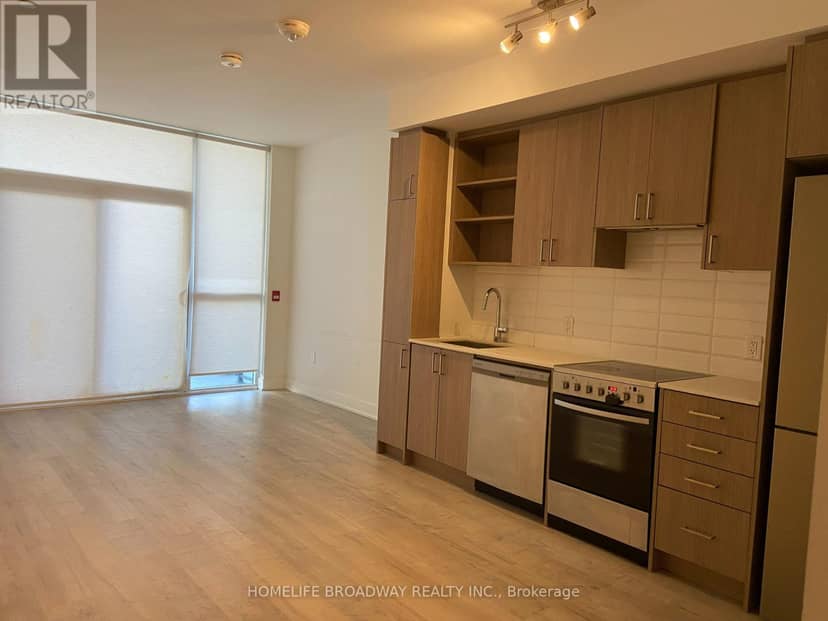 120 - 50 George Butchart Drive — photo 6 of 18