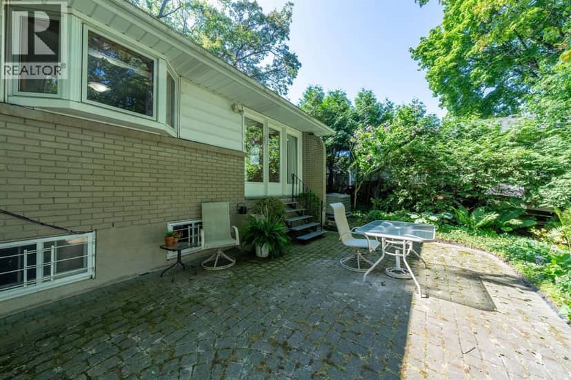 1732 Rutherglen CLOSE — photo 33 of 39