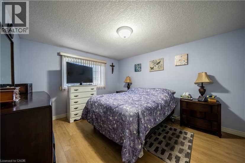 237 GREY FOX Drive — photo 18 of 33