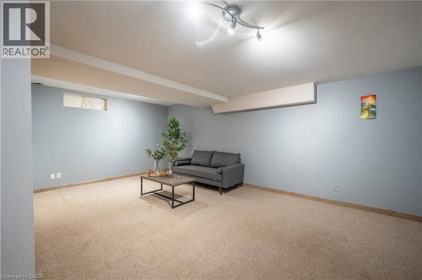 237 GREY FOX Drive — photo 12 of 33