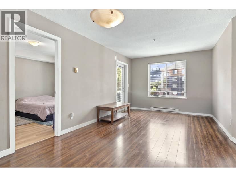 3318 240 SHERBROOKE STREET, New Westminster, photo 2