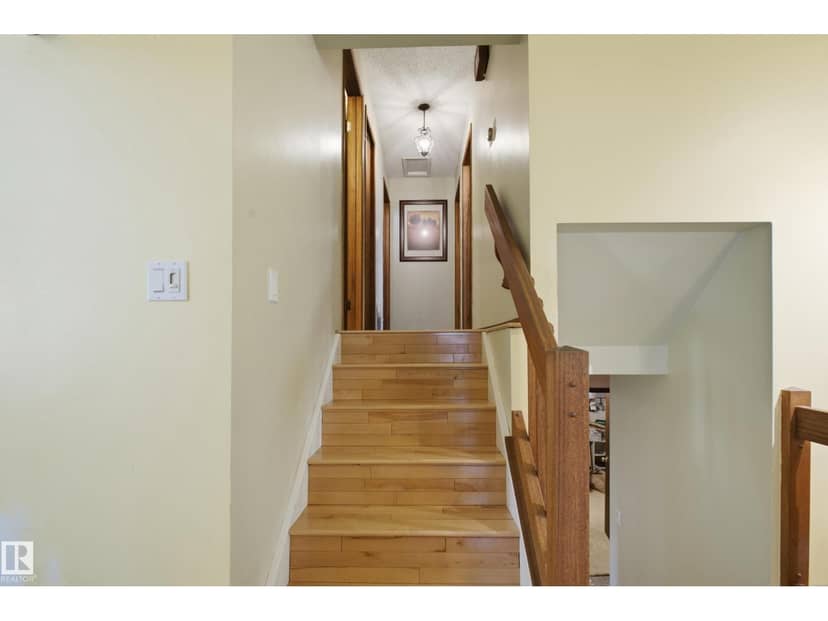 9936 190 ST NW — photo 17 of 40