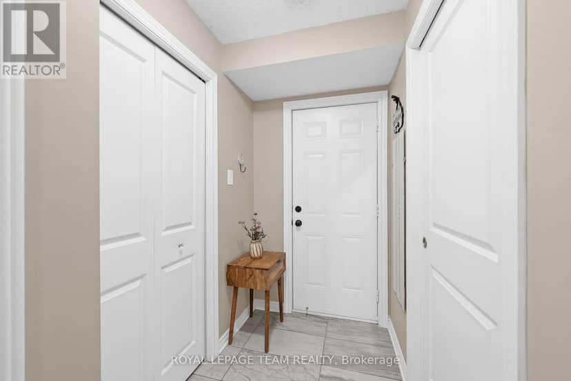 298 Pembina Private — photo 31 of 40