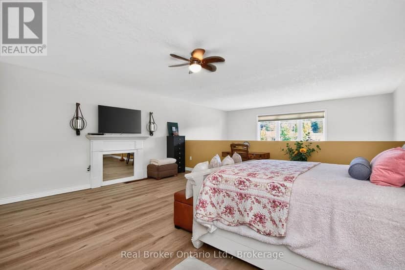 438 Shewfelt Crescent — photo 28 of 40