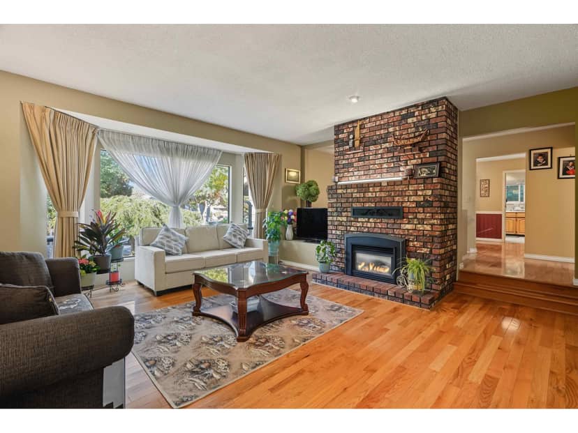 15676 97A AVENUE, Surrey, photo 5
