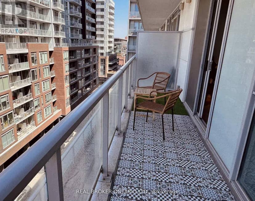 717 - 15 Baseball Place — photo 15 of 28