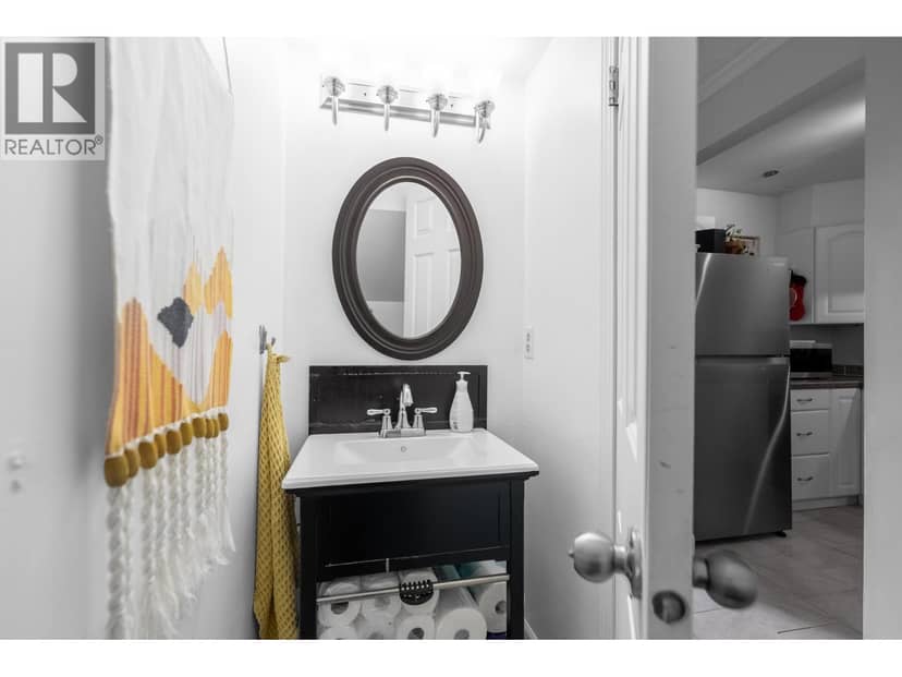 35 2978 WALTON AVENUE, Coquitlam, photo 6