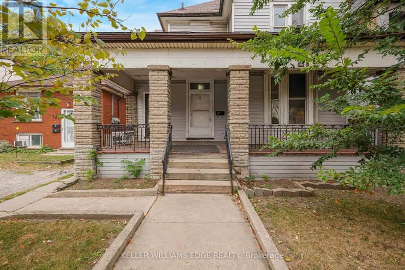 211 Wentworth Street N, Hamilton, photo 2