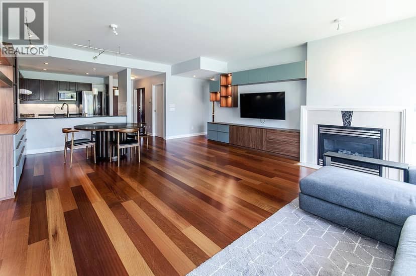 702 1383 MARINASIDE CRESCENT, Vancouver, photo 2