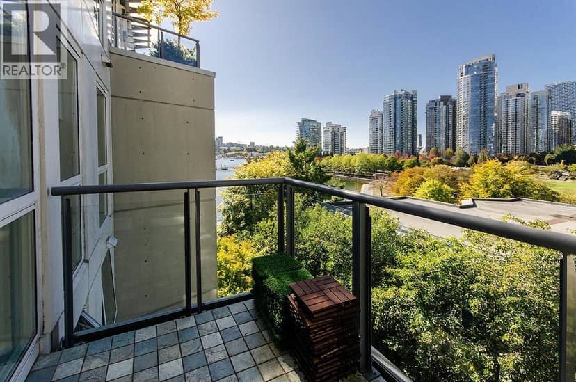 702 1383 MARINASIDE CRESCENT, Vancouver, photo 8