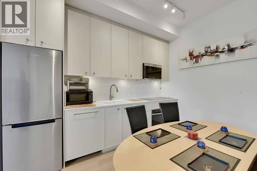 211 708 EDGAR AVENUE, Coquitlam, photo 4