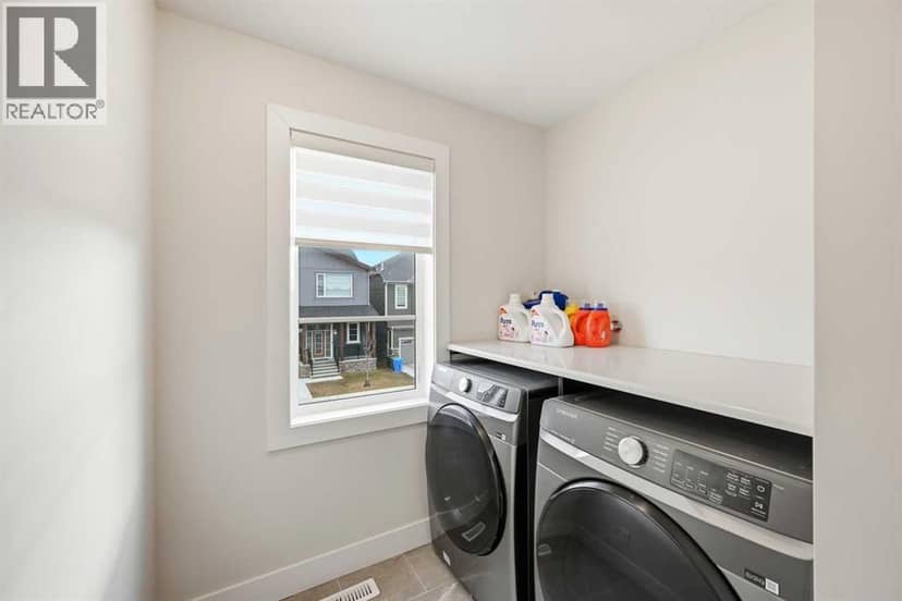 228 Carringham Road NW — photo 28 of 40