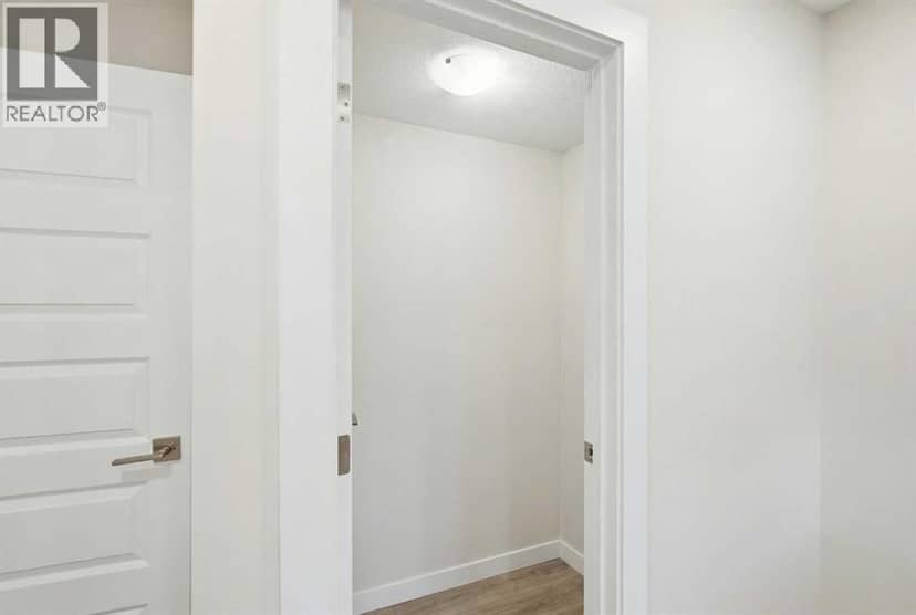 228 Carringham Road NW — photo 31 of 40