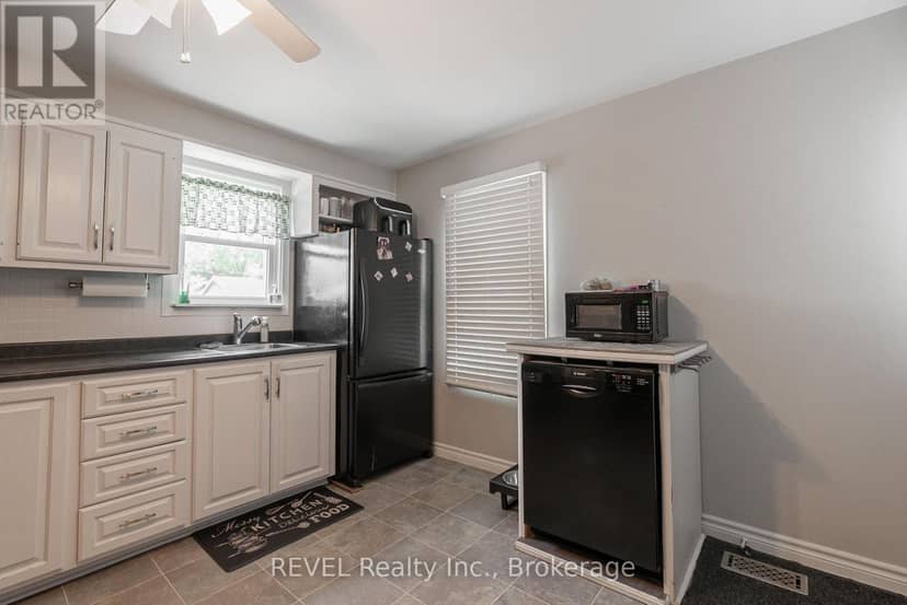 650 Deere Street — photo 18 of 40