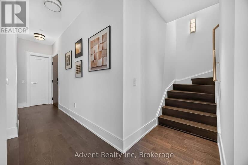 518 - 30 Inn On The Park Drive — photo 33 of 40