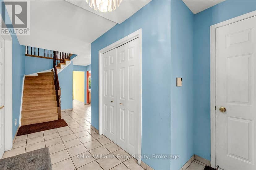 3346 Palmer Drive, Burlington, photo 8
