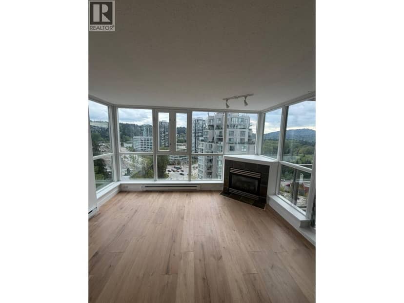 1603 235 GUILDFORD WAY, Port Moody, photo 2