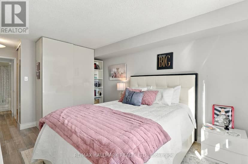 903 - 1485 Lakeshore Road E — photo 21 of 40