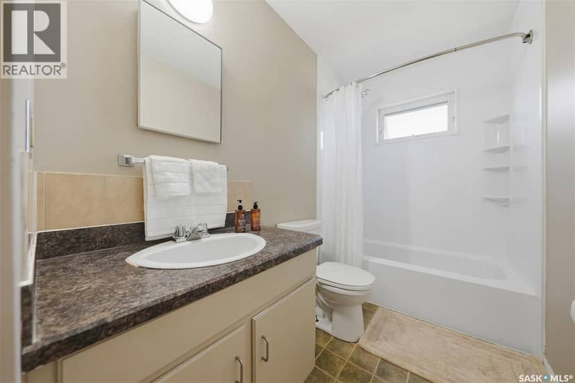 218 Jean STREET E — photo 17 of 40