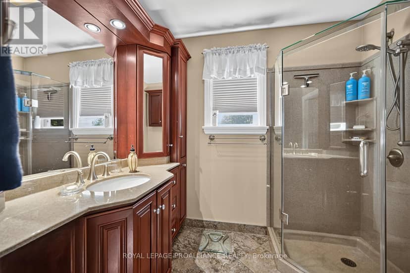 4709 Corbett Street — photo 17 of 39