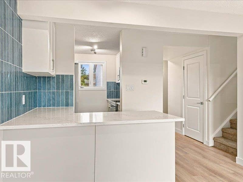 18325 66 AV NW — photo 10 of 40