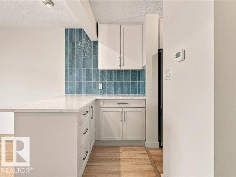 18325 66 AV NW — photo 14 of 40