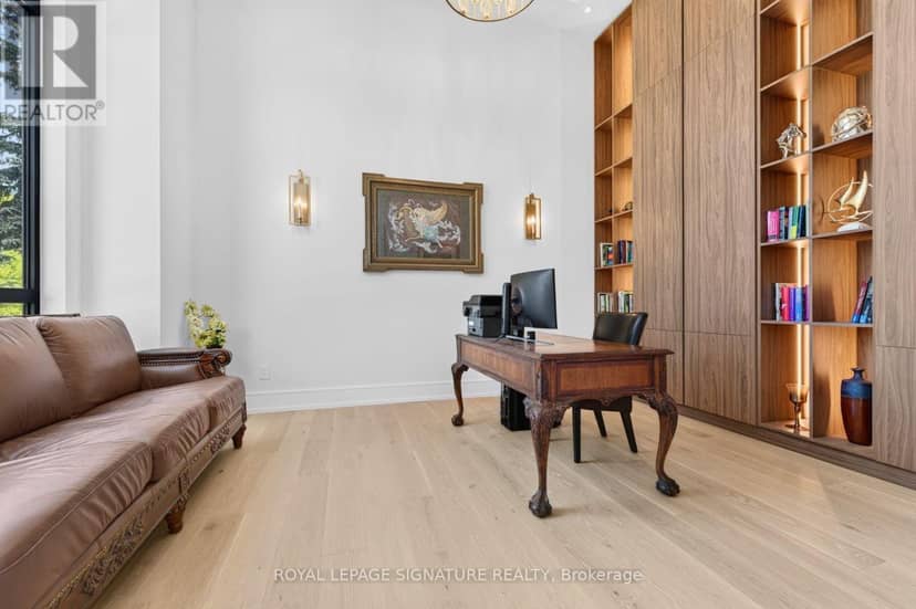 257 Lawrence Avenue E, Toronto, photo 3