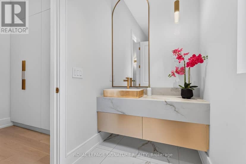 257 Lawrence Avenue E, Toronto, photo 6
