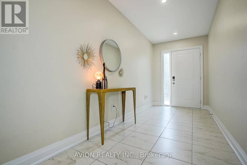 32 McGurran Lane, Richmond Hill, photo 6