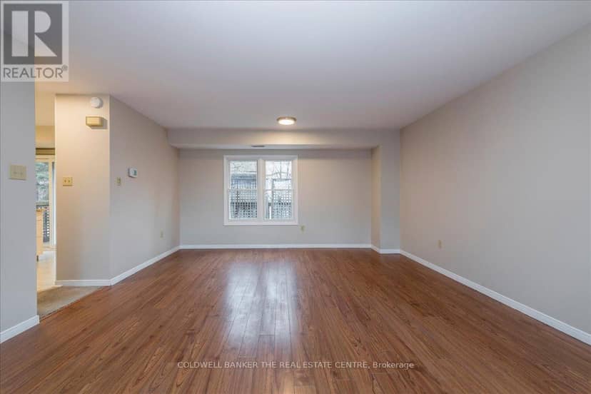 9 - 119 D'Ambrosio Drive, Barrie, photo 2