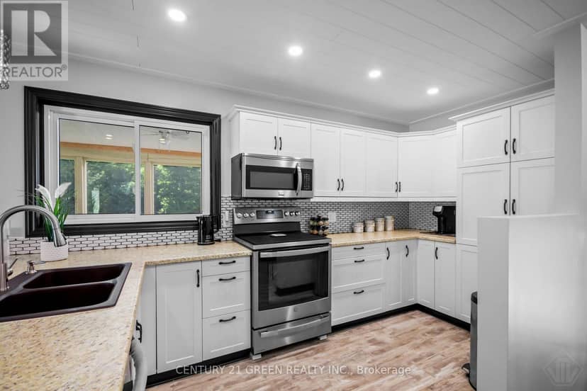 879 Lake Bernard Road S — photo 11 of 40