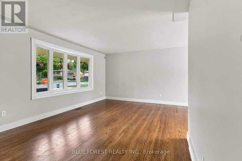 1260 Victoria Drive, London East, photo 6