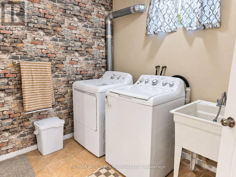 194 Elsie Avenue — photo 30 of 40