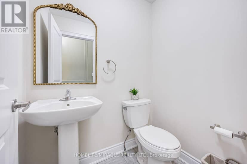 65 Lorne Thomas Place — photo 11 of 40