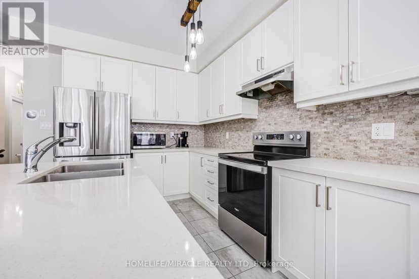 65 Lorne Thomas Place — photo 26 of 40