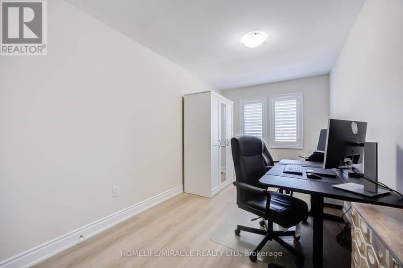 65 Lorne Thomas Place — photo 30 of 40