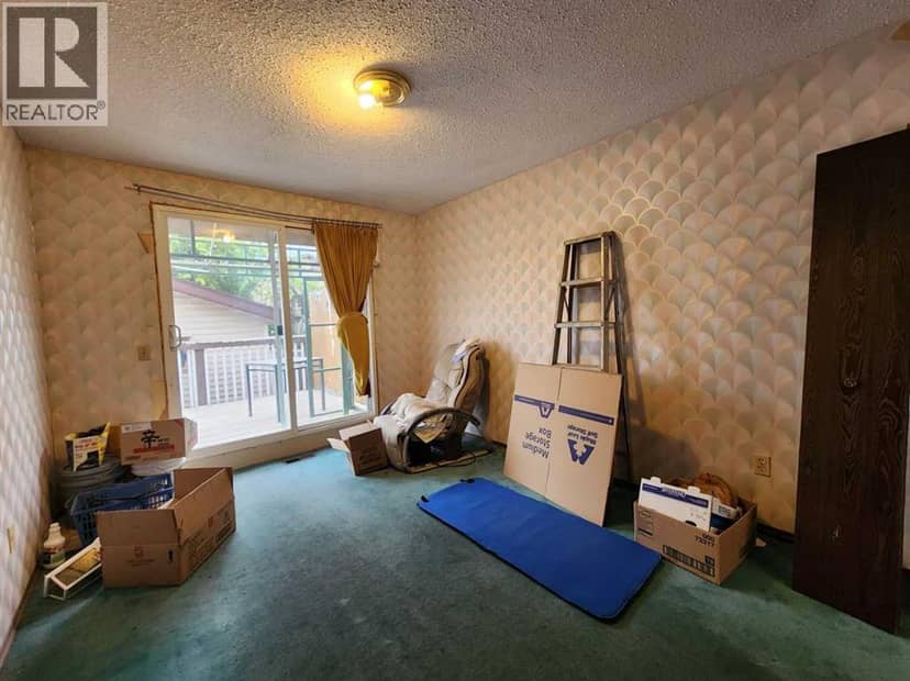 8329 Centre Street NW — photo 14 of 28