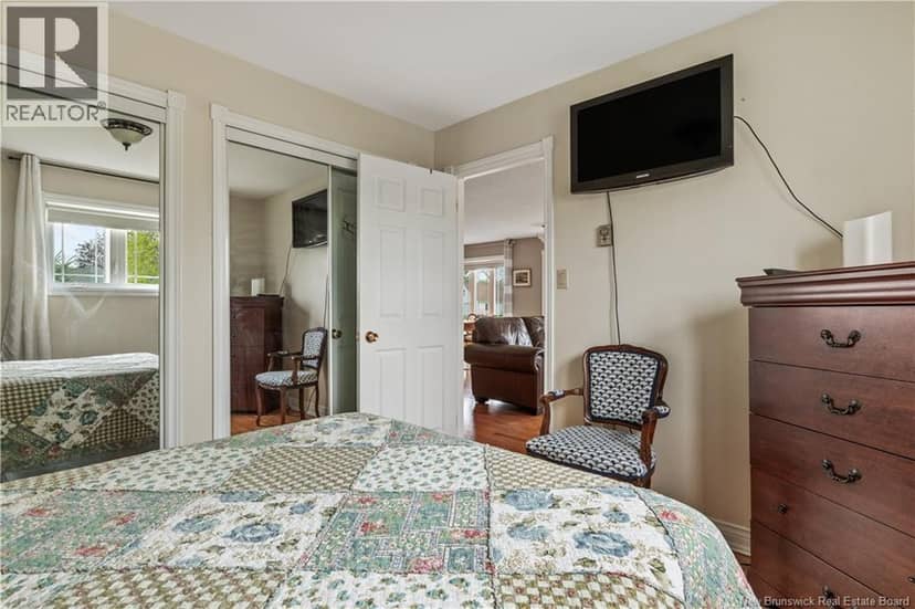 9305 Main Street — photo 21 of 34