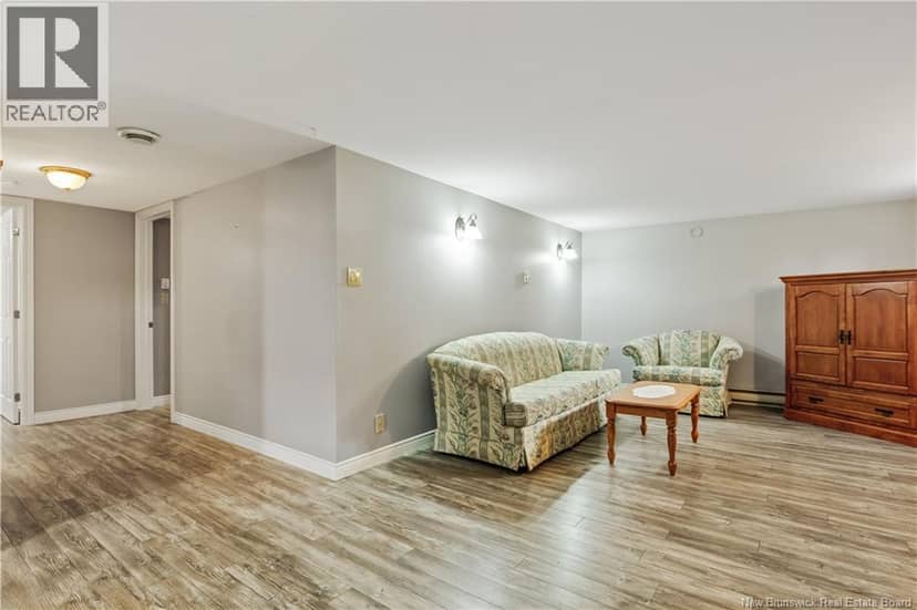 9305 Main Street — photo 27 of 34