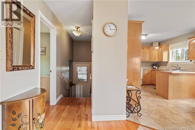 9305 Main Street — photo 25 of 34