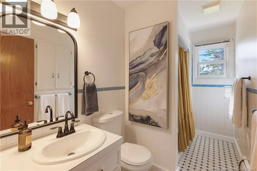 62 Ayer Avenue — photo 17 of 40