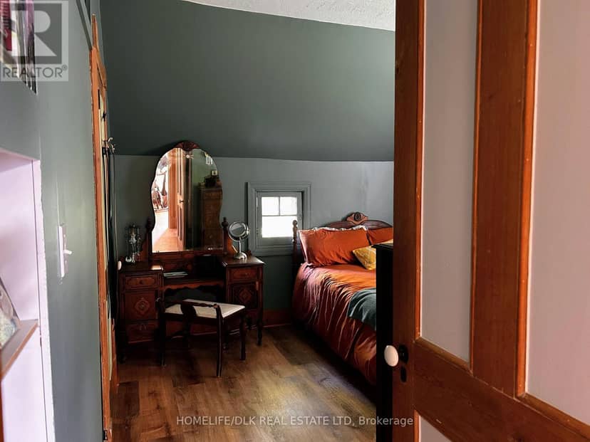 213 Joseph Street — photo 18 of 34