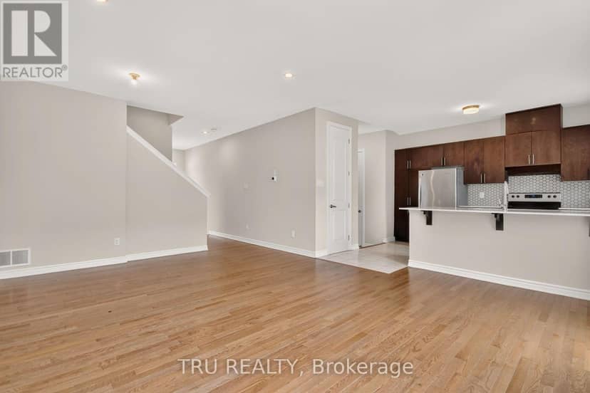 4126 Obsidian Street — photo 11 of 26