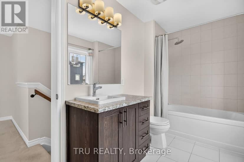 4126 Obsidian Street — photo 17 of 26